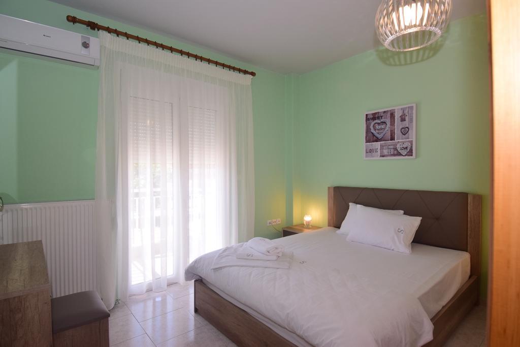 Bourlis Apartments Аспровальта Экстерьер фото