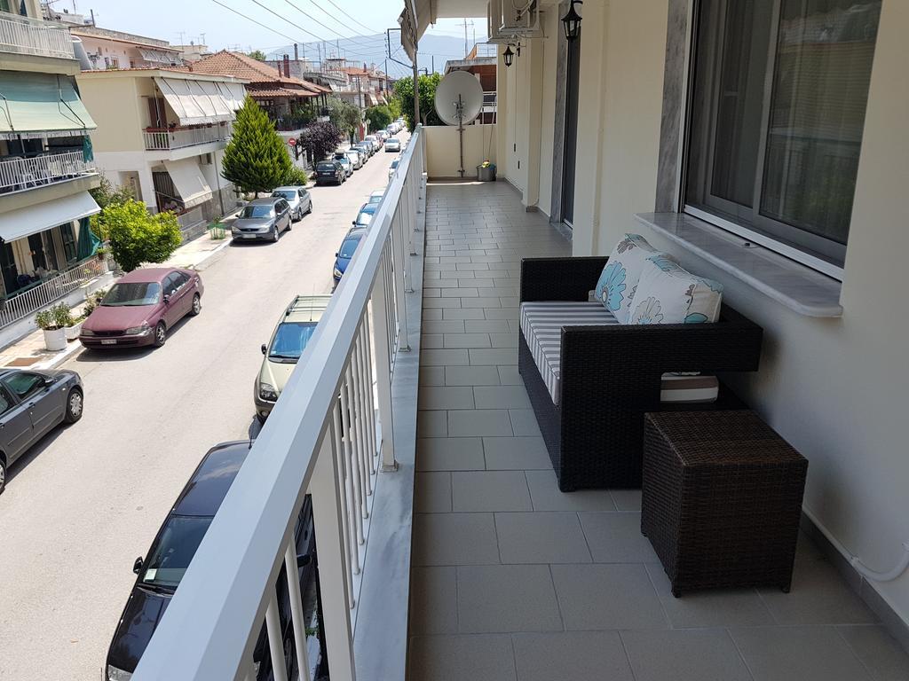 Bourlis Apartments Аспровальта Экстерьер фото