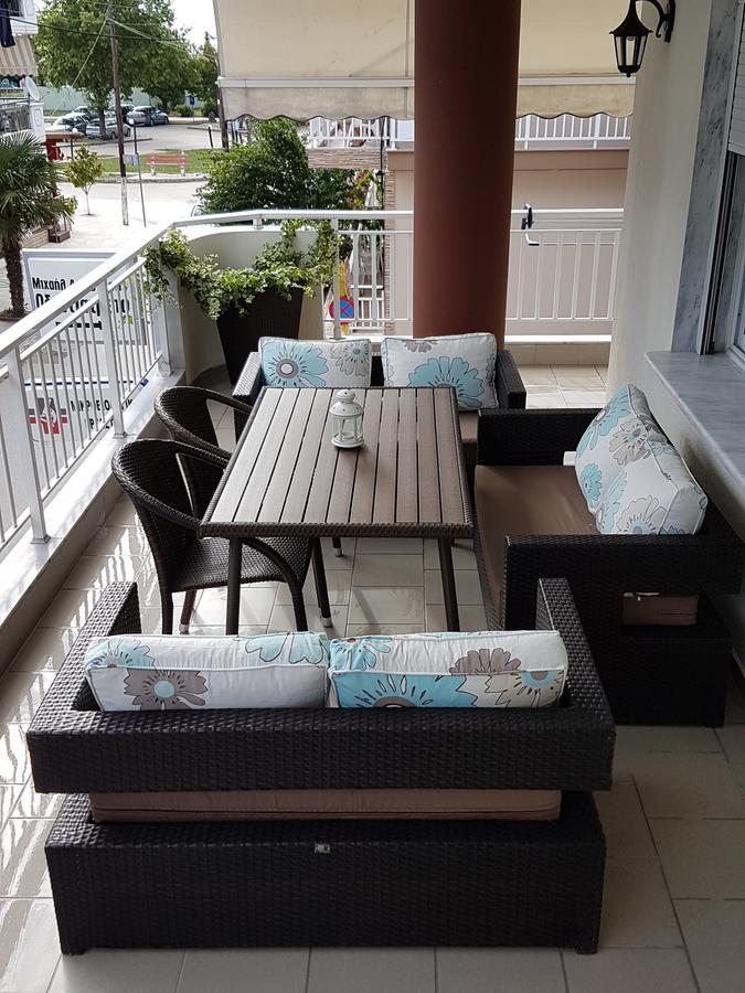 Bourlis Apartments Аспровальта Экстерьер фото